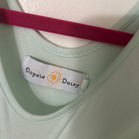 Oopsie Daisy rainbow dress 7y - Picture 2 of 2